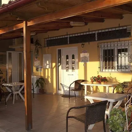 Semeli Apartman Hriszí Aktí Haniá